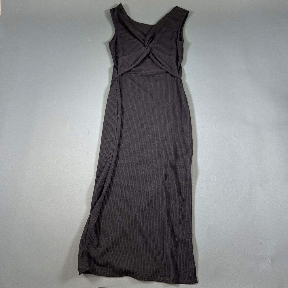 Black ribbed midi dress